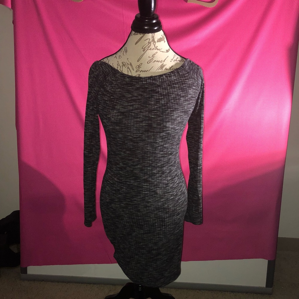 Gorgeous Fashion Nova Off The Shoulder Dress - Picture 6 of 8